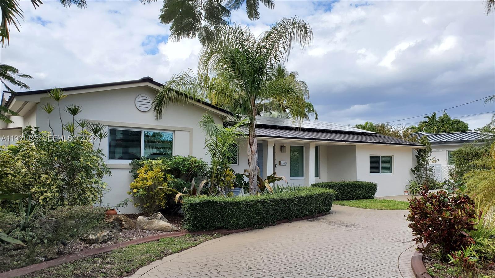 13000 Coronado Ln, North Miami FL 33181