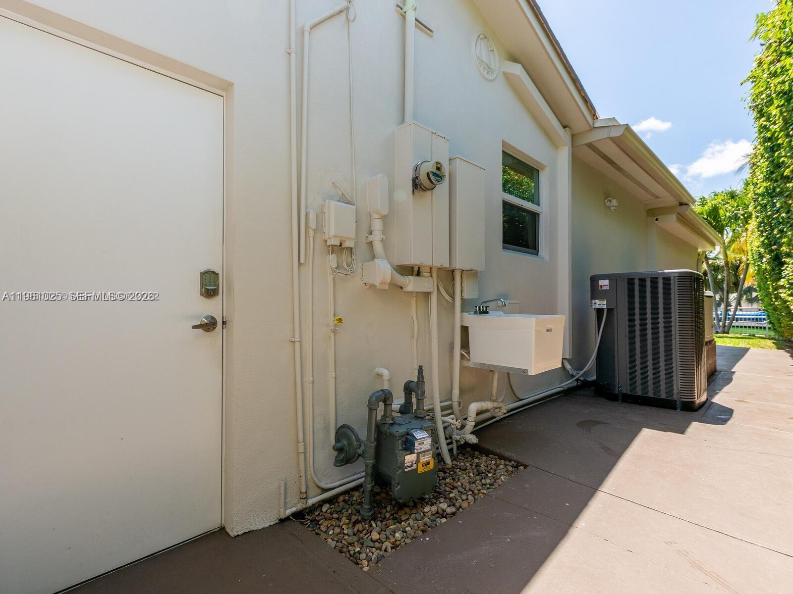 13000 Coronado Ln, North Miami FL 33181