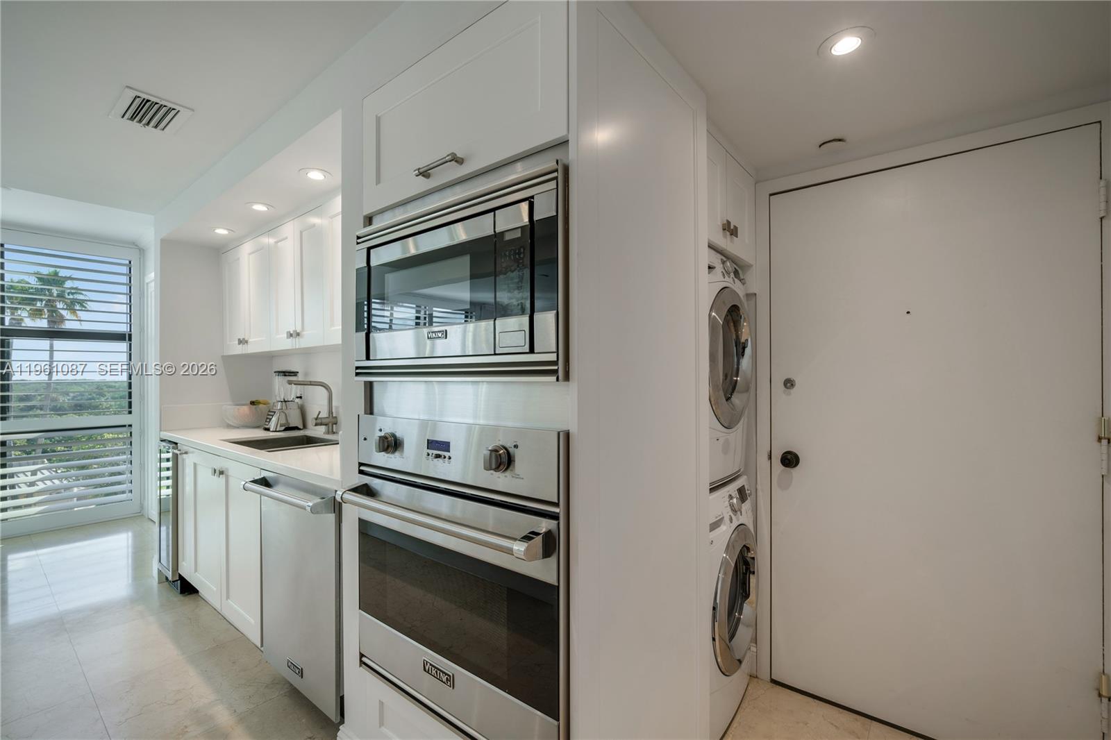 1111 Crandon Blvd #C406, Key Biscayne FL 33149