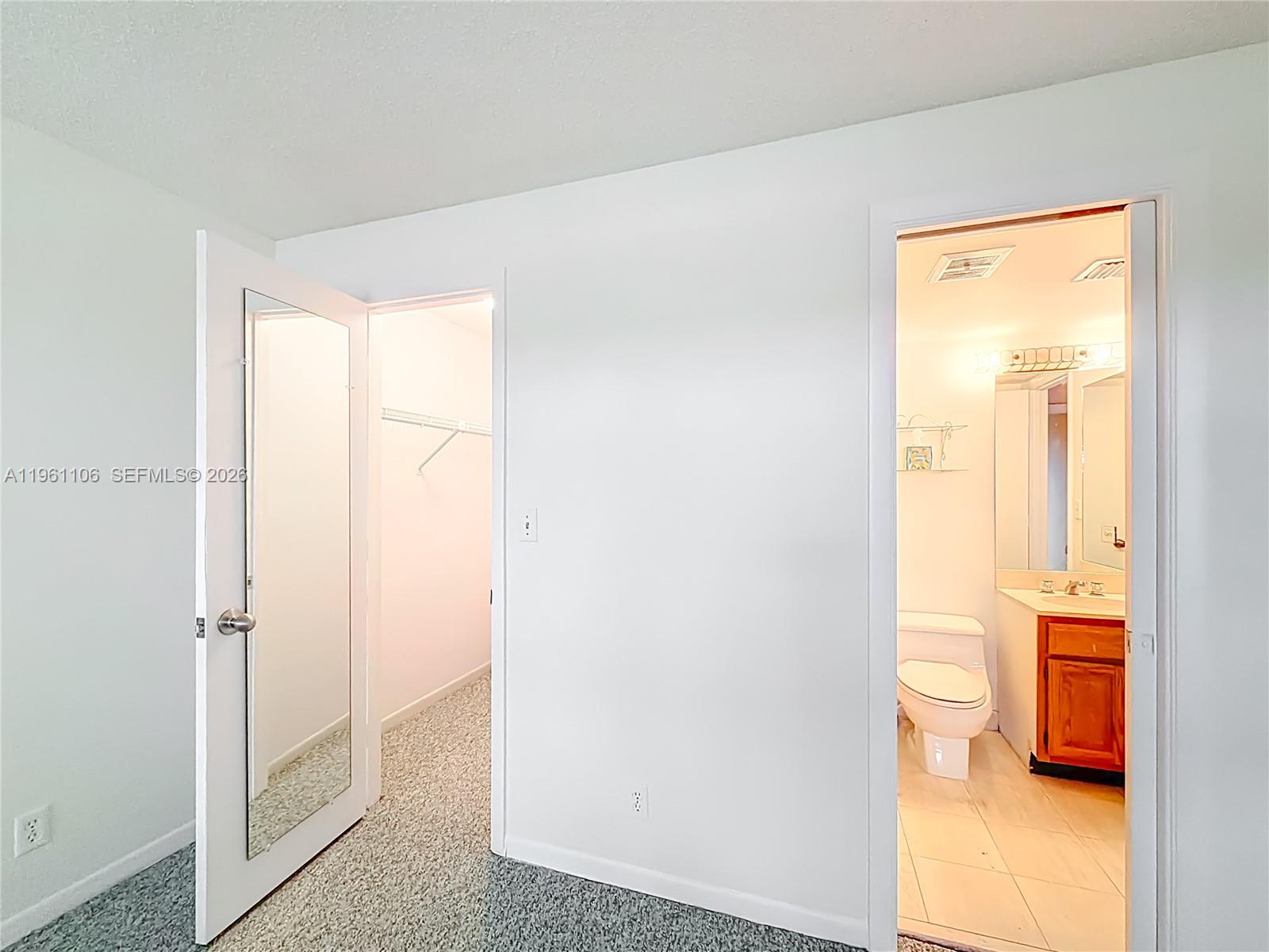 1710 S Ocean Ln #404, Fort Lauderdale FL 33316