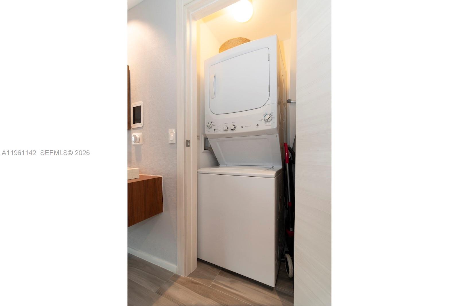 801 S Miami Ave #3803, Miami FL 33130