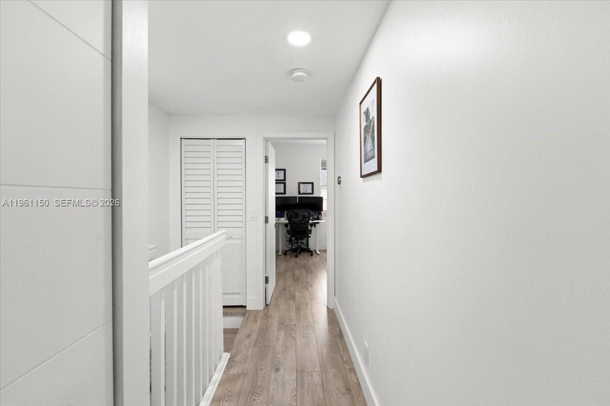12 Whitehead Cir, Weston FL 33326