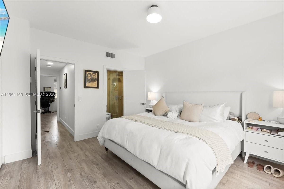 12 Whitehead Cir, Weston FL 33326