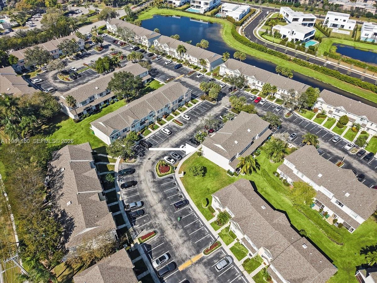 12 Whitehead Cir, Weston FL 33326