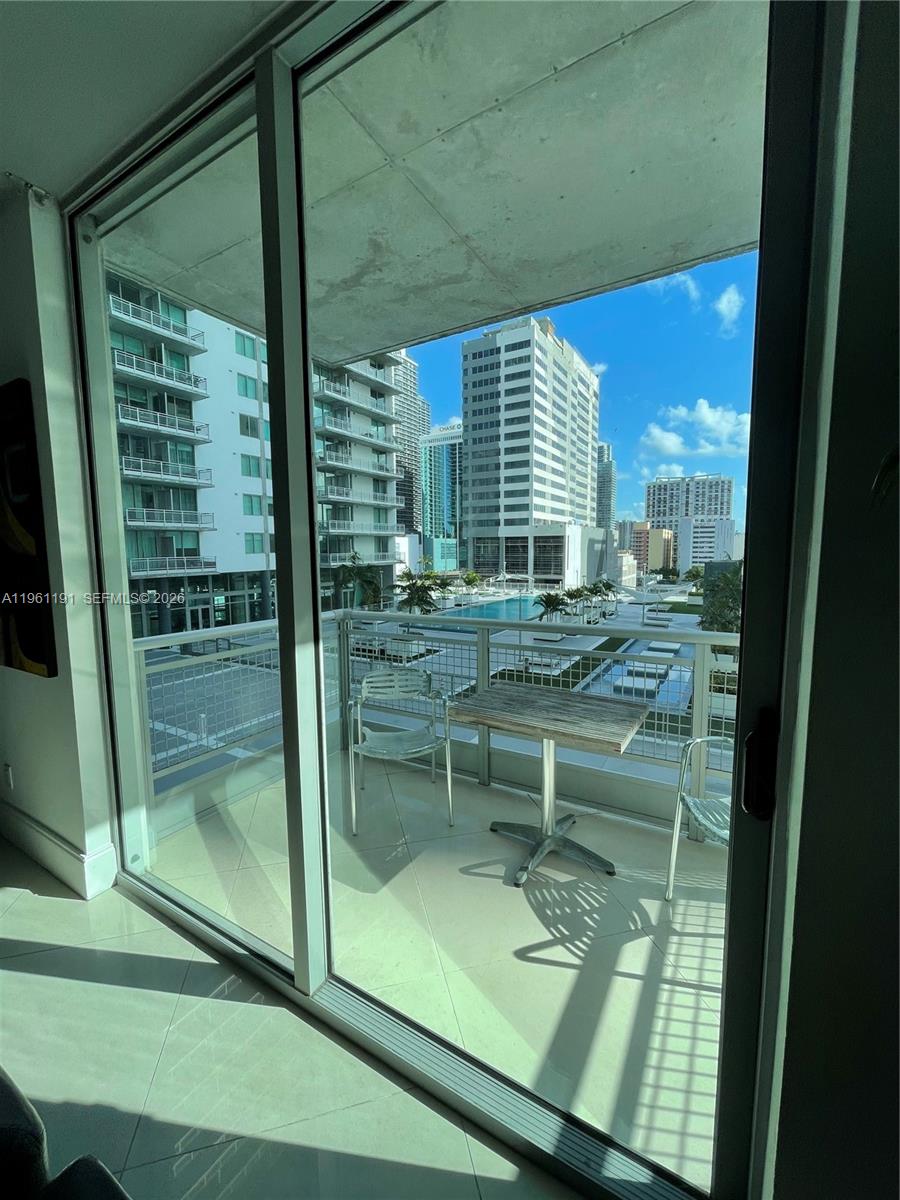 690 SW 1st Ct #1021, Miami FL 33130