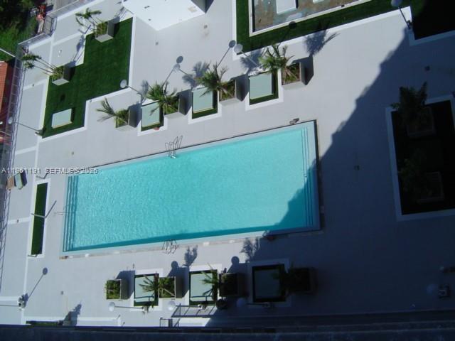 690 SW 1st Ct #1021, Miami FL 33130
