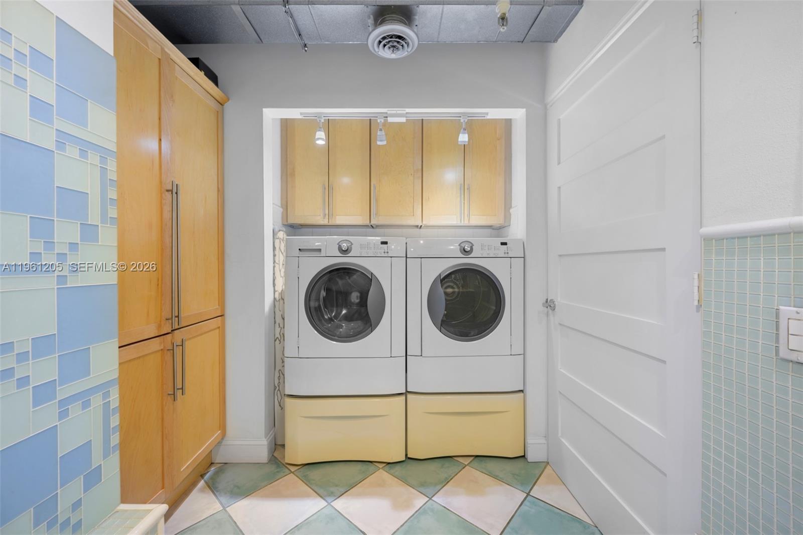 9 Island Ave #810, Miami Beach FL 33139