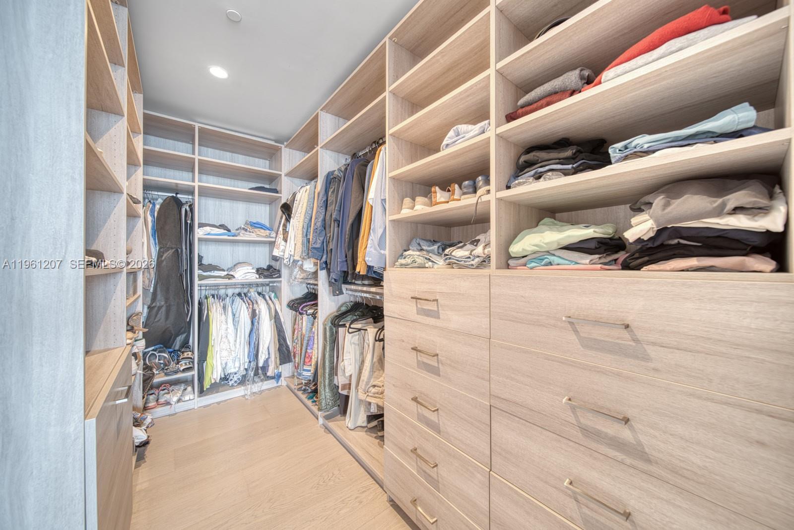 5775 Collins Ave #703, Miami Beach FL 33140