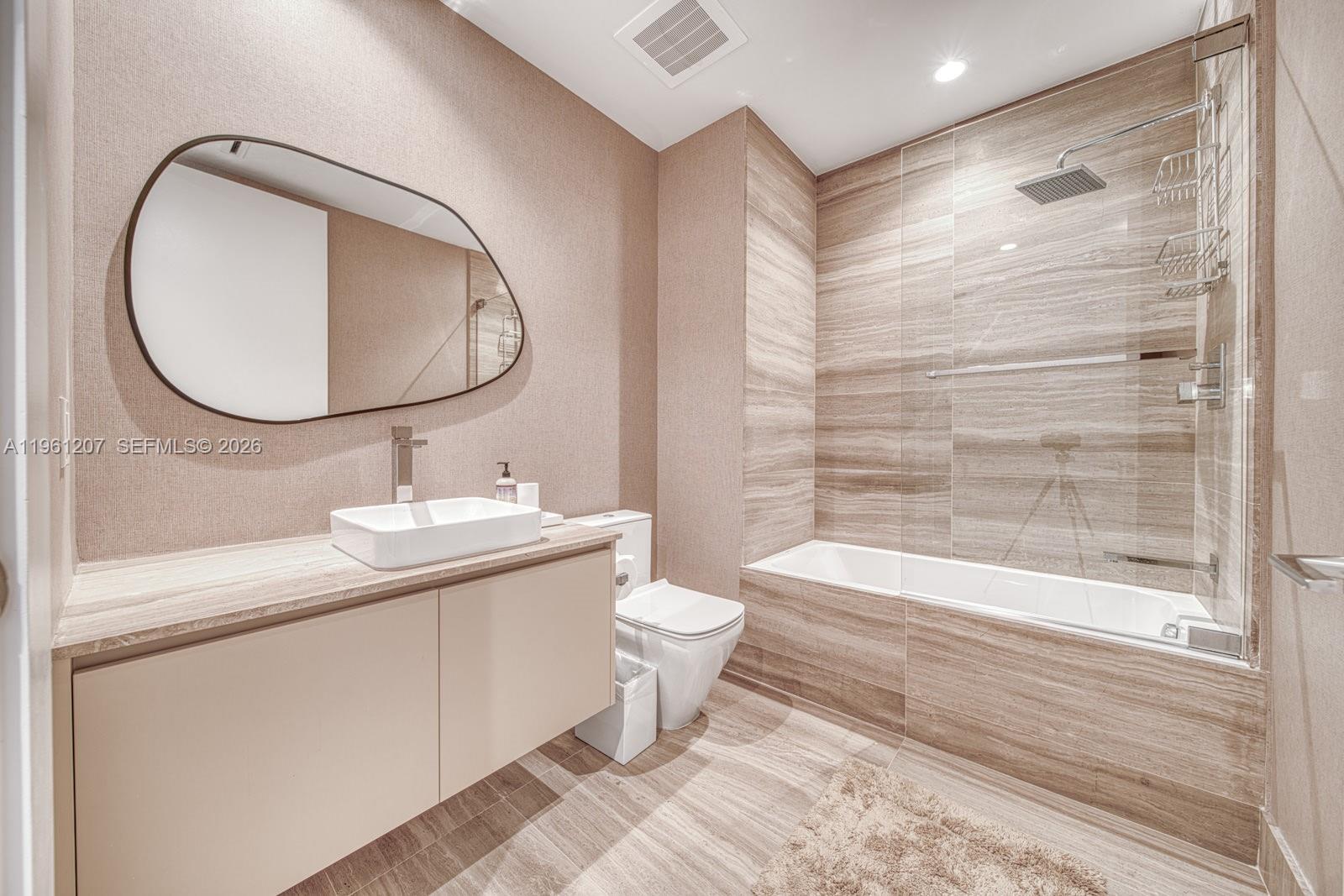 5775 Collins Ave #703, Miami Beach FL 33140