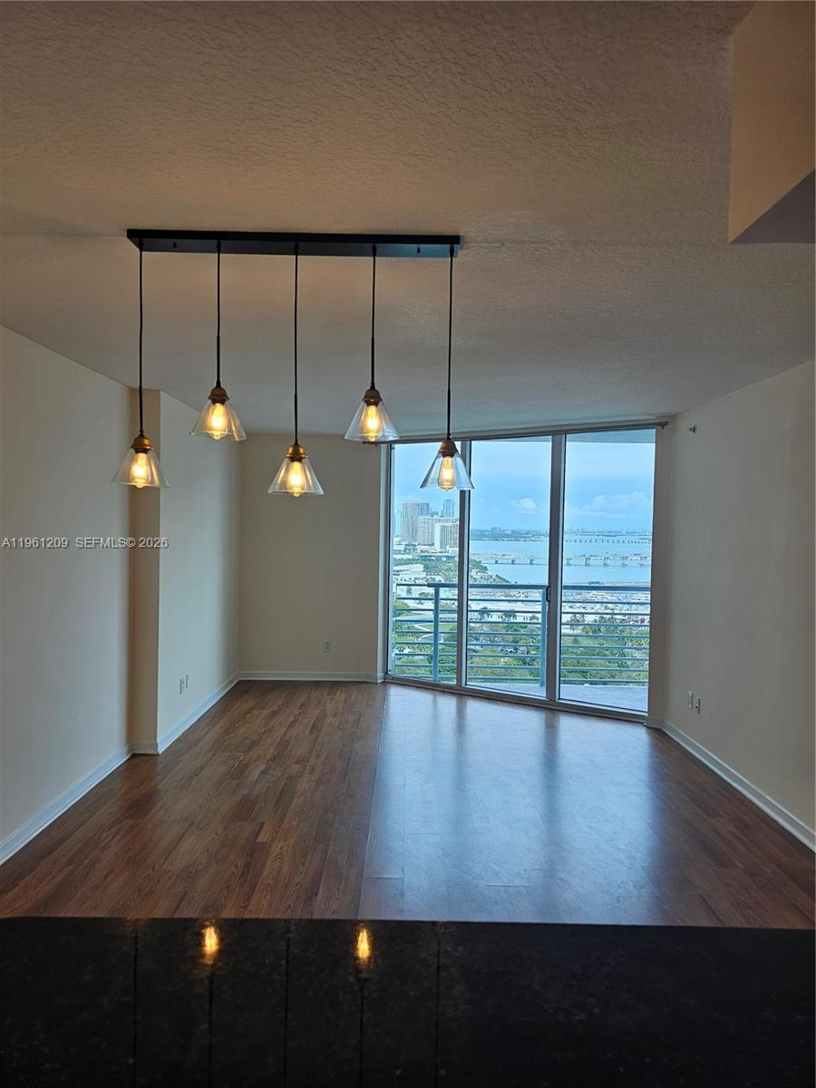 325 S Biscayne Blvd #3116, Miami FL 33131
