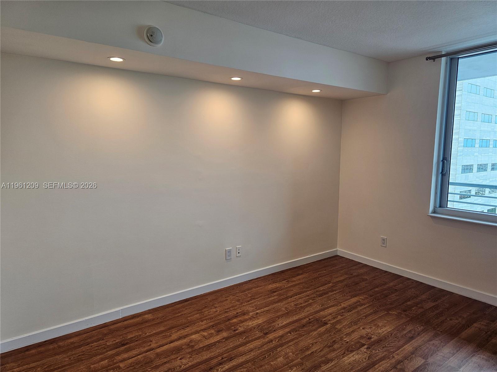 325 S Biscayne Blvd #3116, Miami FL 33131