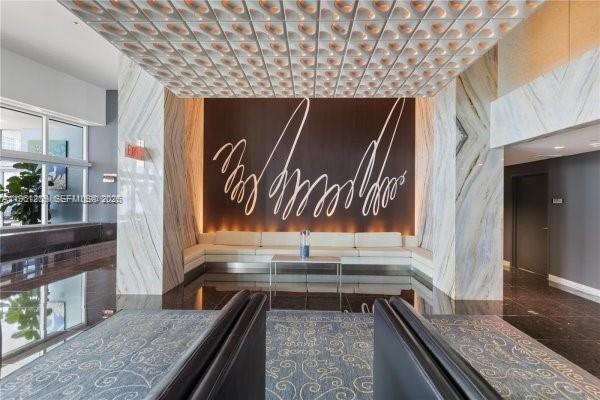325 S Biscayne Blvd #3116, Miami FL 33131