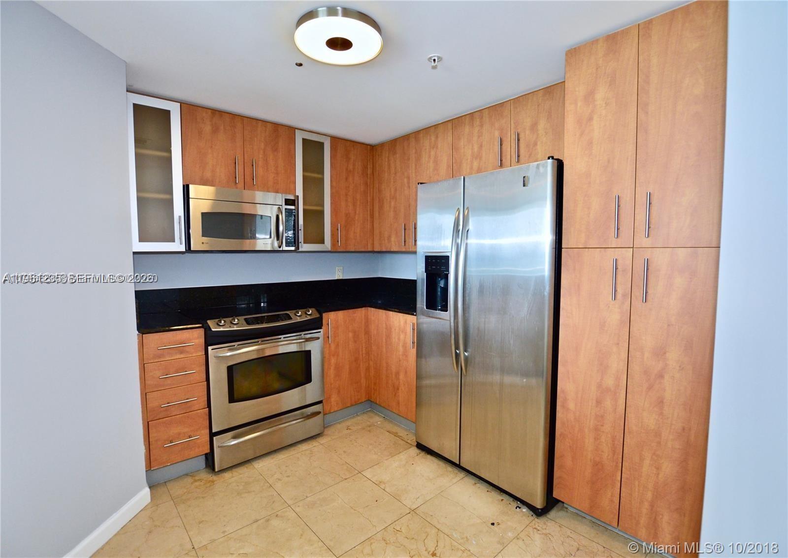 7900 Harbor Island Dr #806, North Bay Village FL 33141