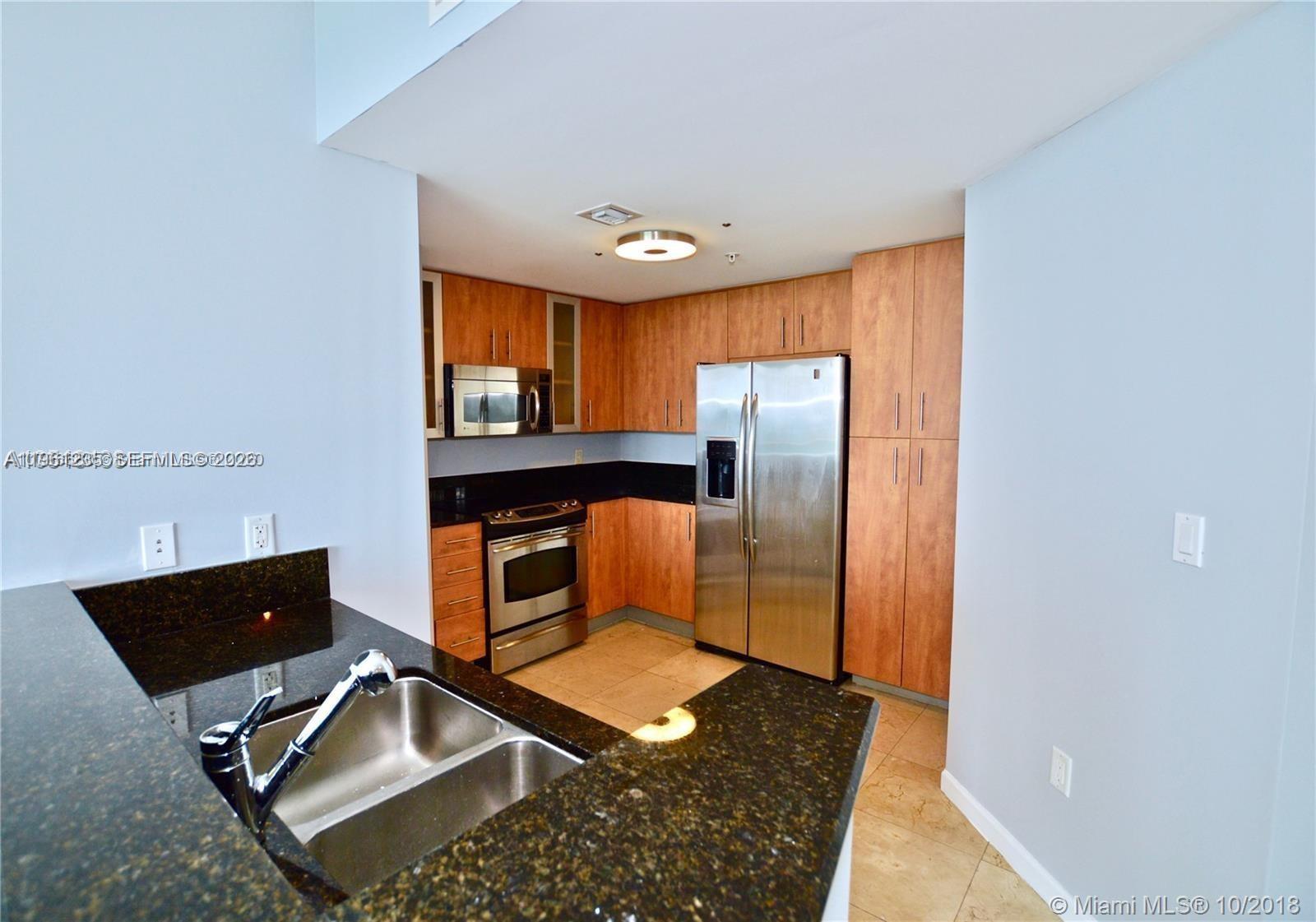 7900 Harbor Island Dr #806, North Bay Village FL 33141