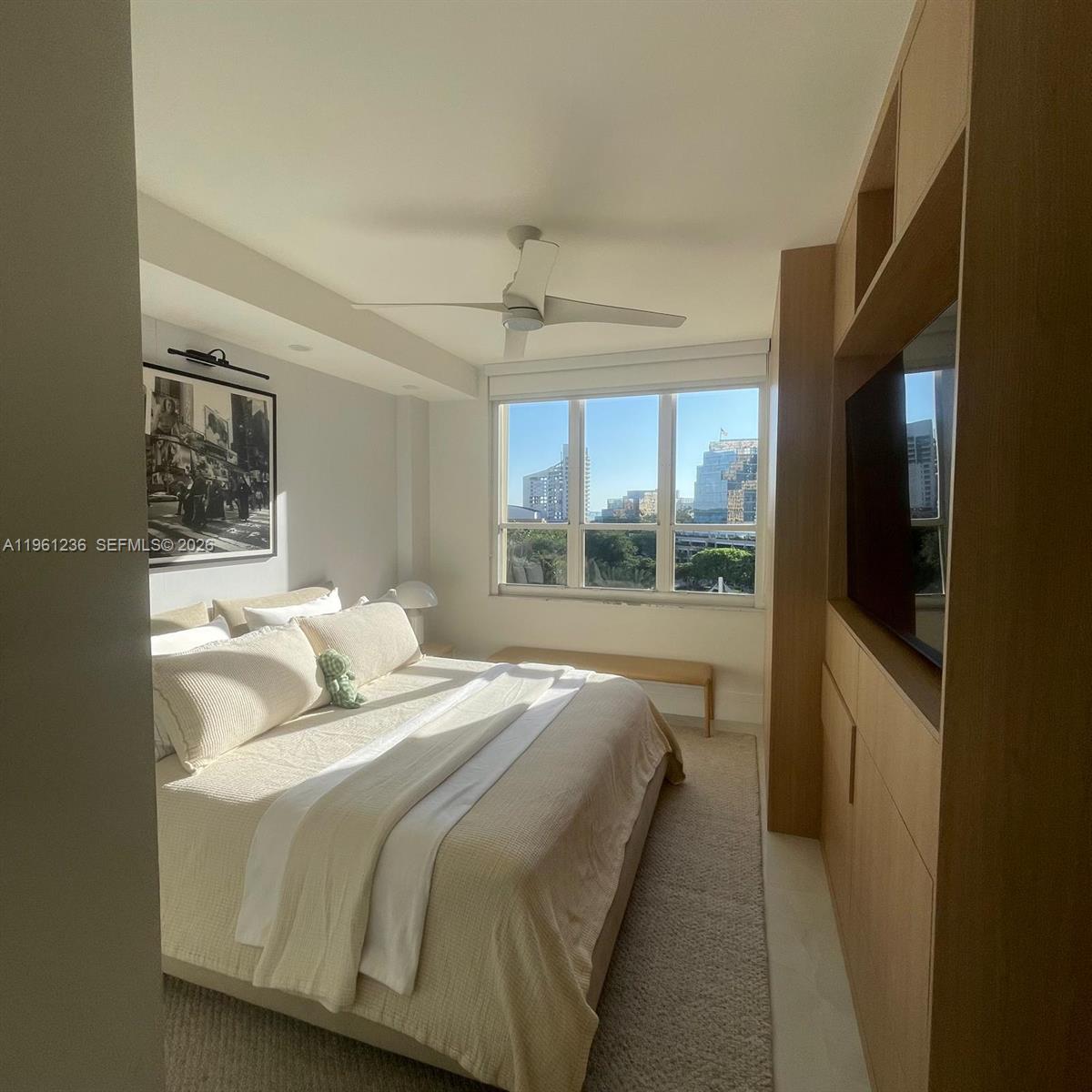 888 Brickell Key Dr #802, Miami FL 33131