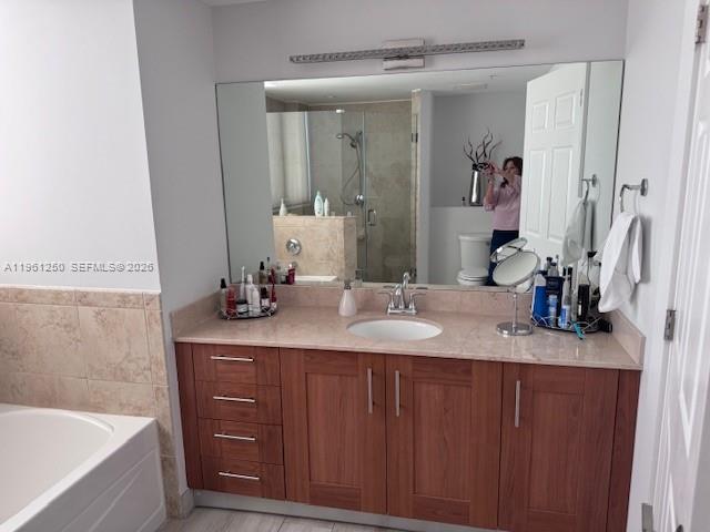 1300 E Ponce De Leon Blvd #514, Coral Gables FL 33134