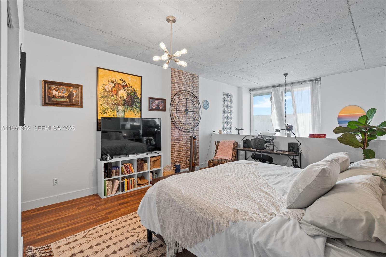 690 SW 1st Ct #3124, Miami FL 33130