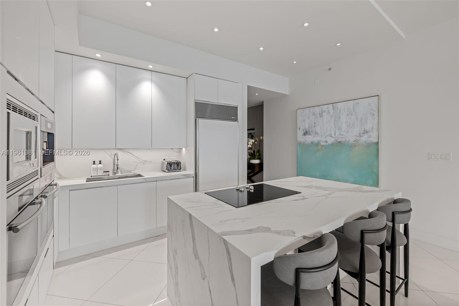 6799 Collins Ave #506, Miami Beach FL 33141