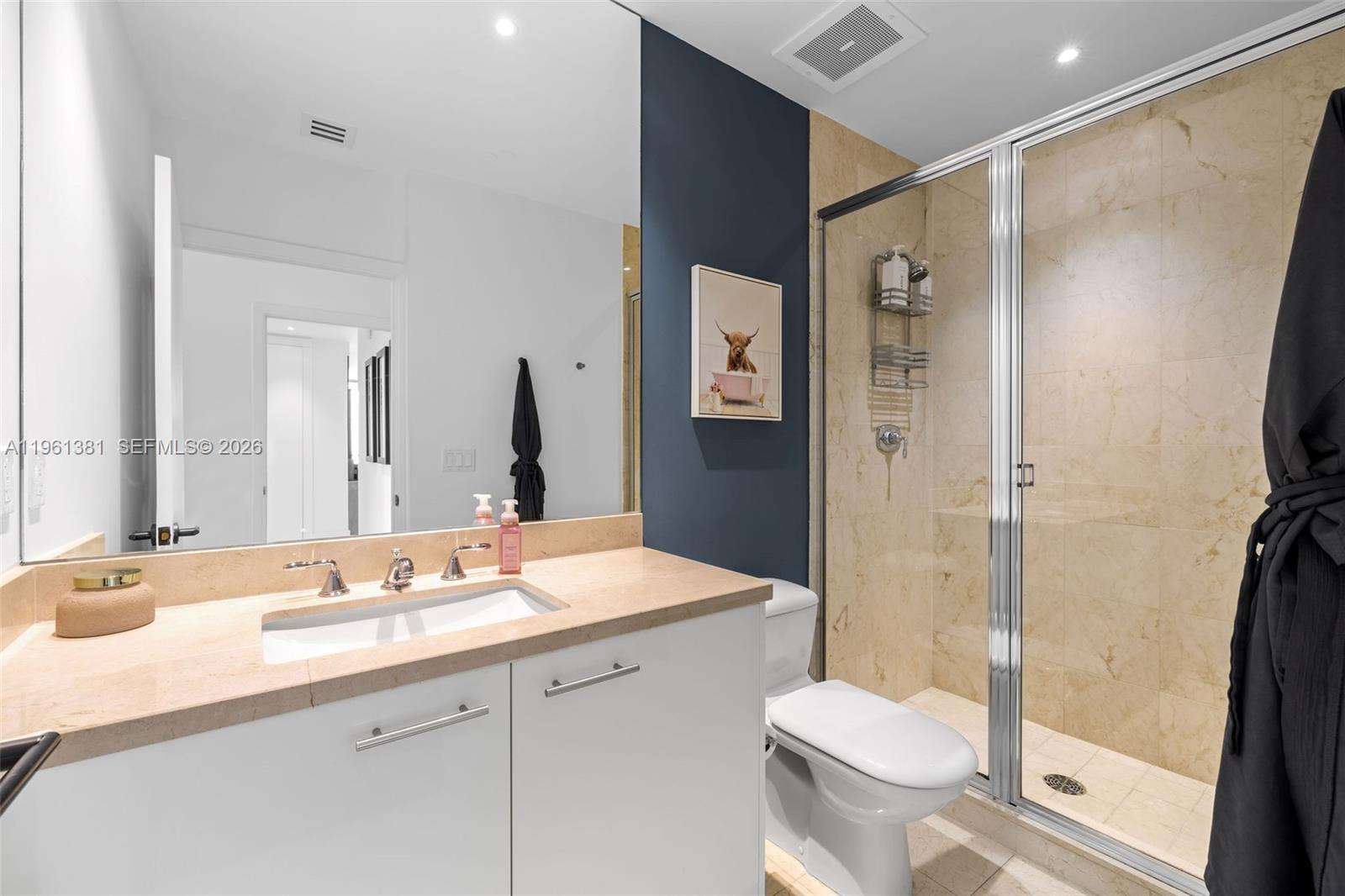 6799 Collins Ave #506, Miami Beach FL 33141