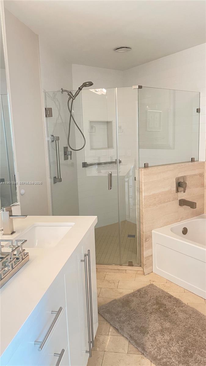 79 SW 12th St #3412-S, Miami FL 33130