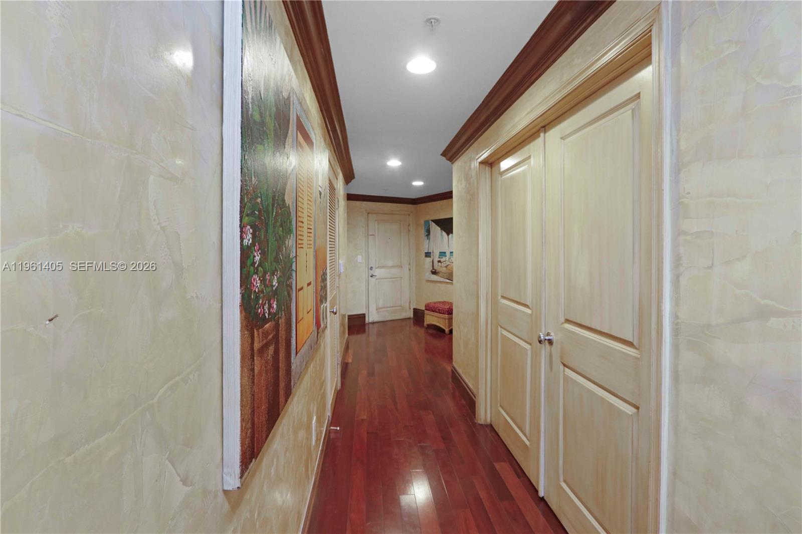 10 Aragon Ave #1216, Coral Gables FL 33134