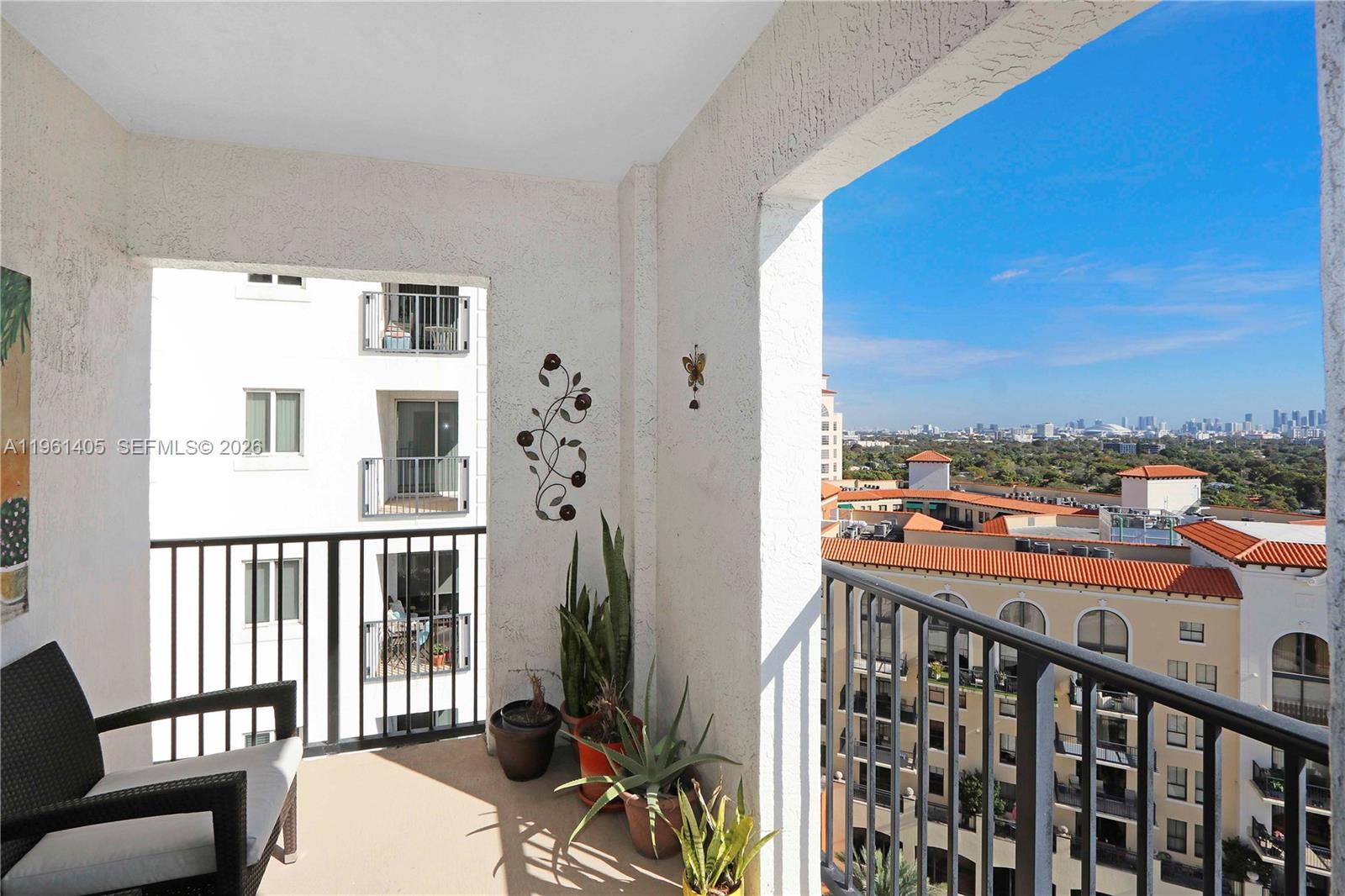 10 Aragon Ave #1216, Coral Gables FL 33134