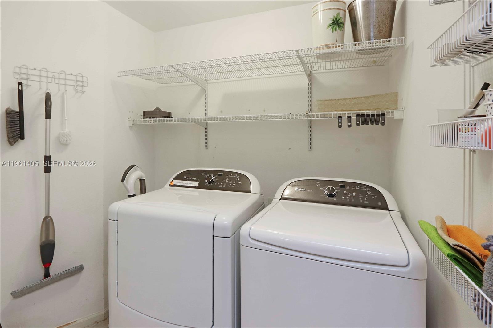 10 Aragon Ave #1216, Coral Gables FL 33134