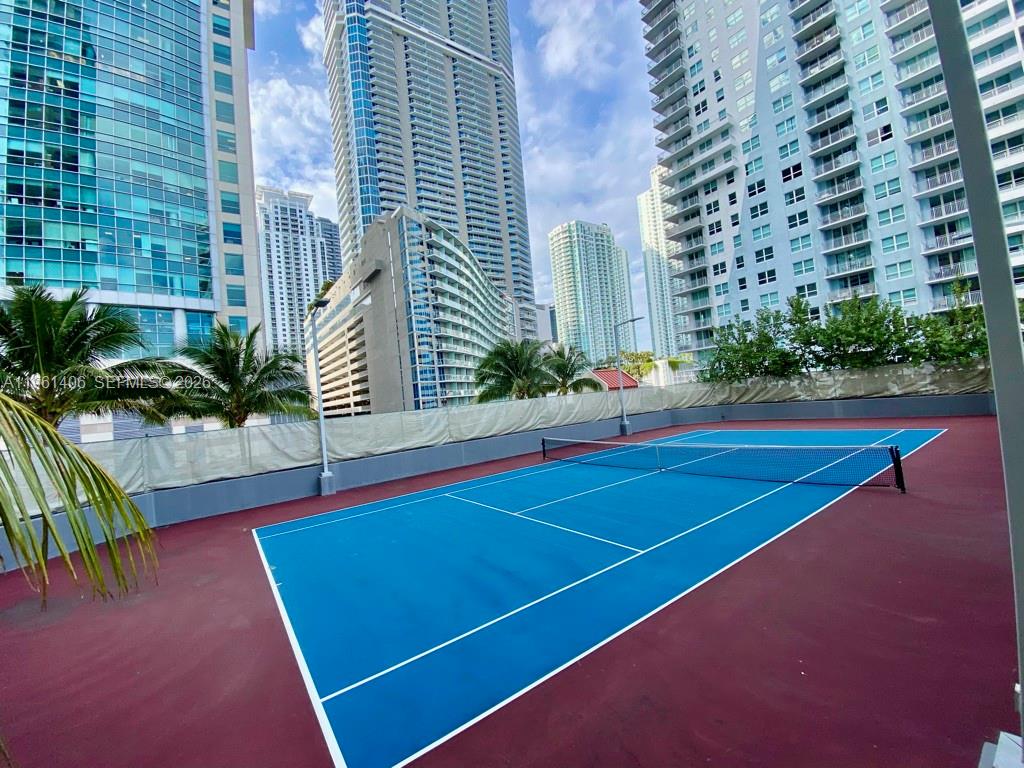 1155 Brickell Bay Dr #607, Miami FL 33131