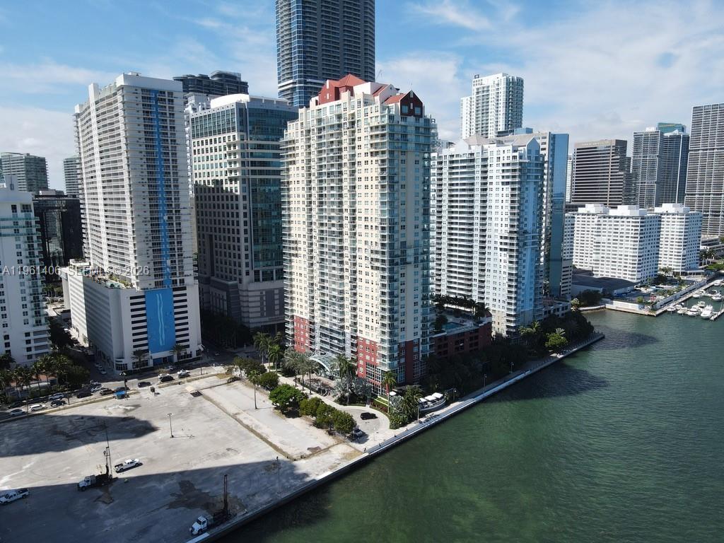 1155 Brickell Bay Dr #607, Miami FL 33131
