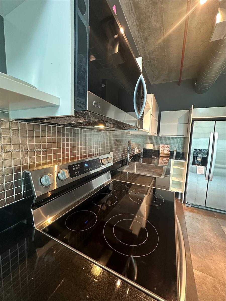690 SW 1st Ct #1716, Miami FL 33130