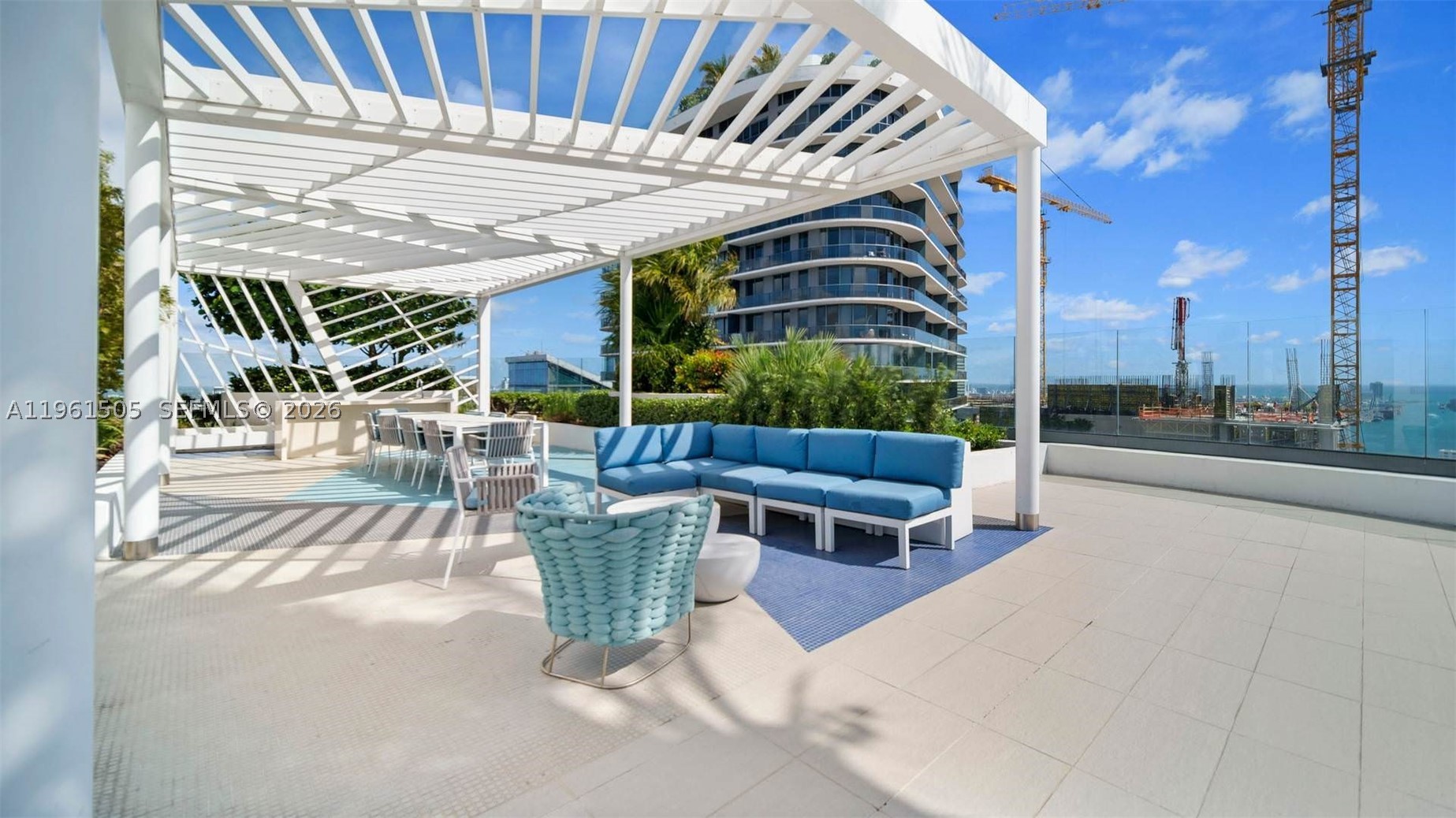 45 SW 9th St #3807, Miami FL 33130