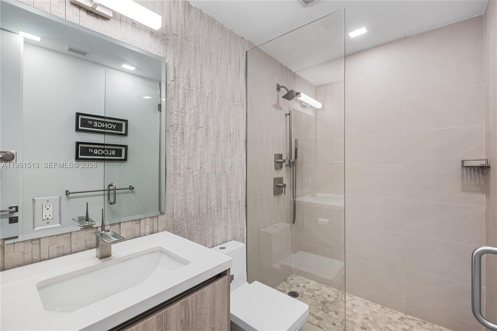 1000 Venetian Way #403, Miami Beach FL 33139