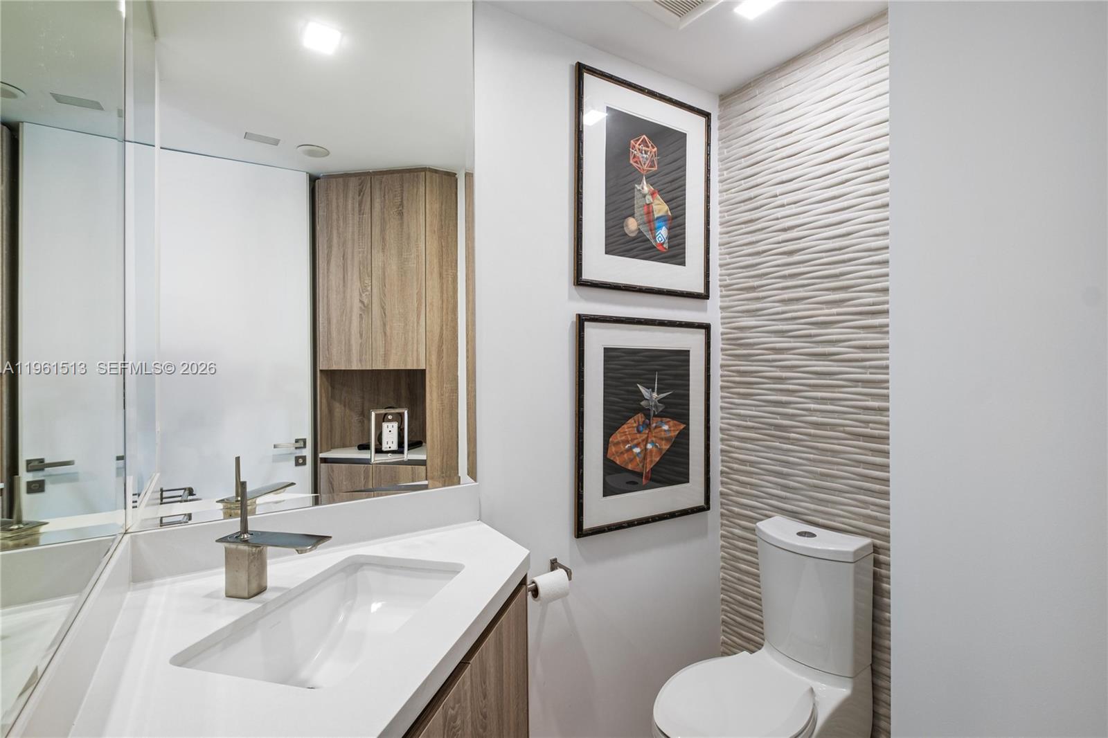1000 Venetian Way #403, Miami Beach FL 33139