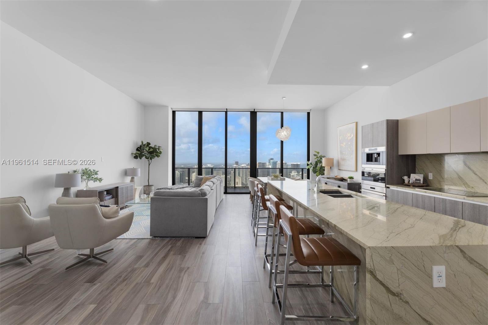 801 S Miami Ave #5804, Miami FL 33130