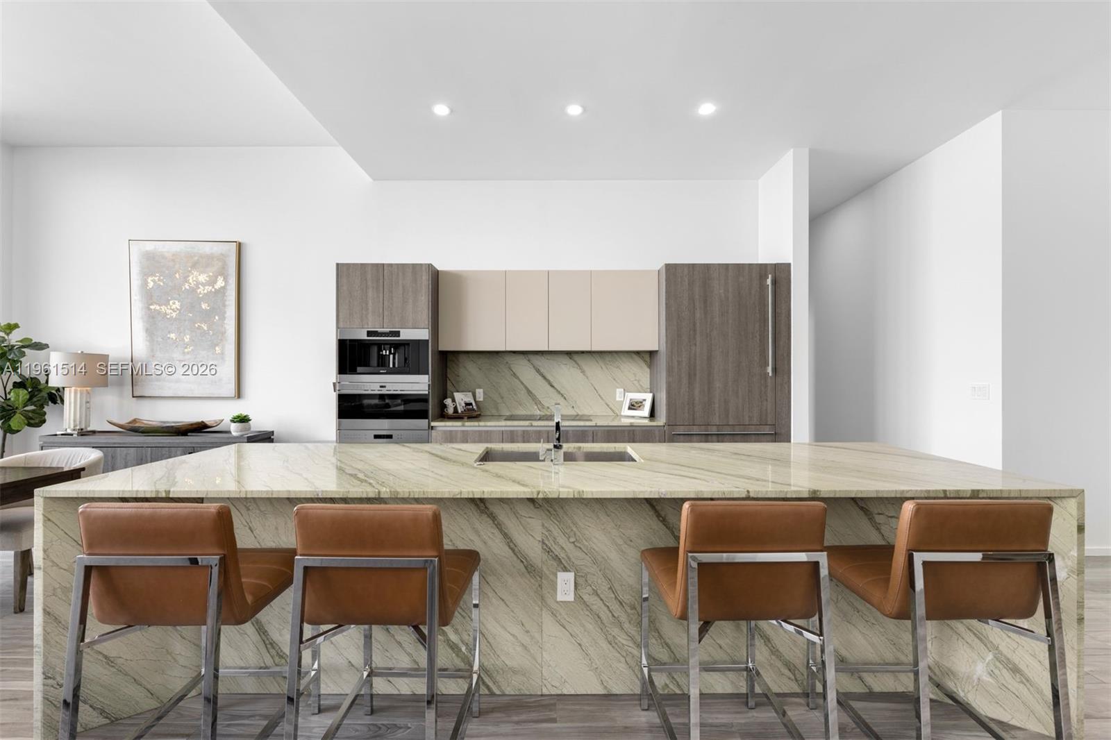 801 S Miami Ave #5804, Miami FL 33130