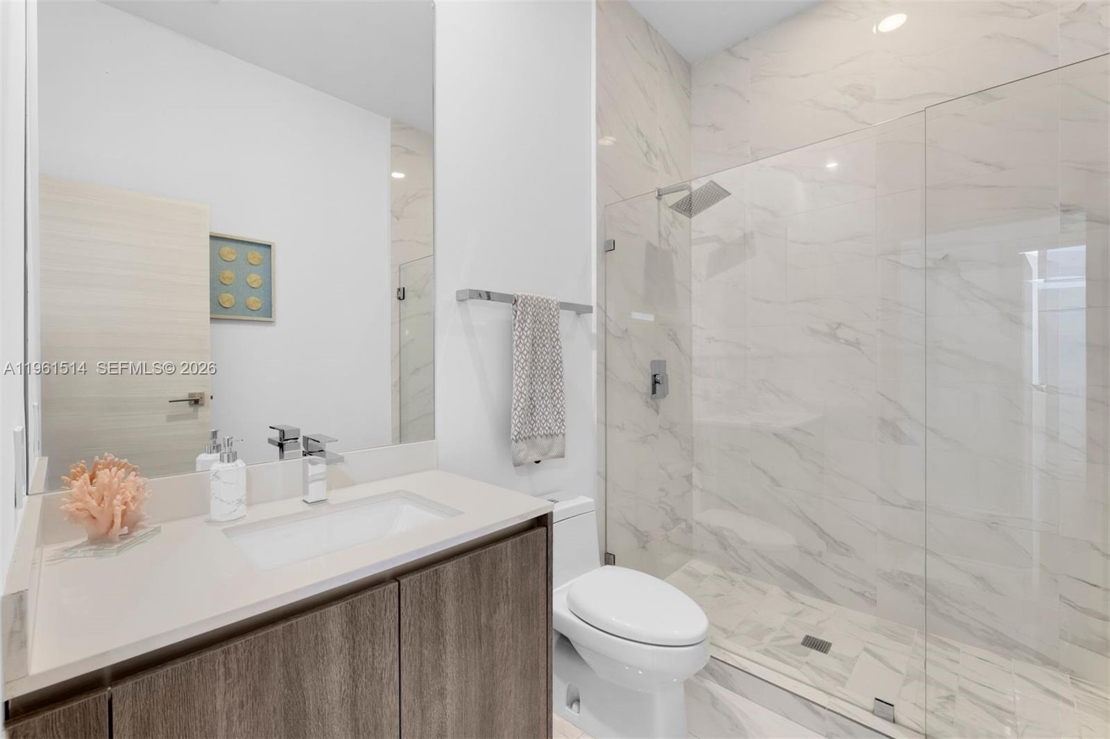 801 S Miami Ave #5804, Miami FL 33130