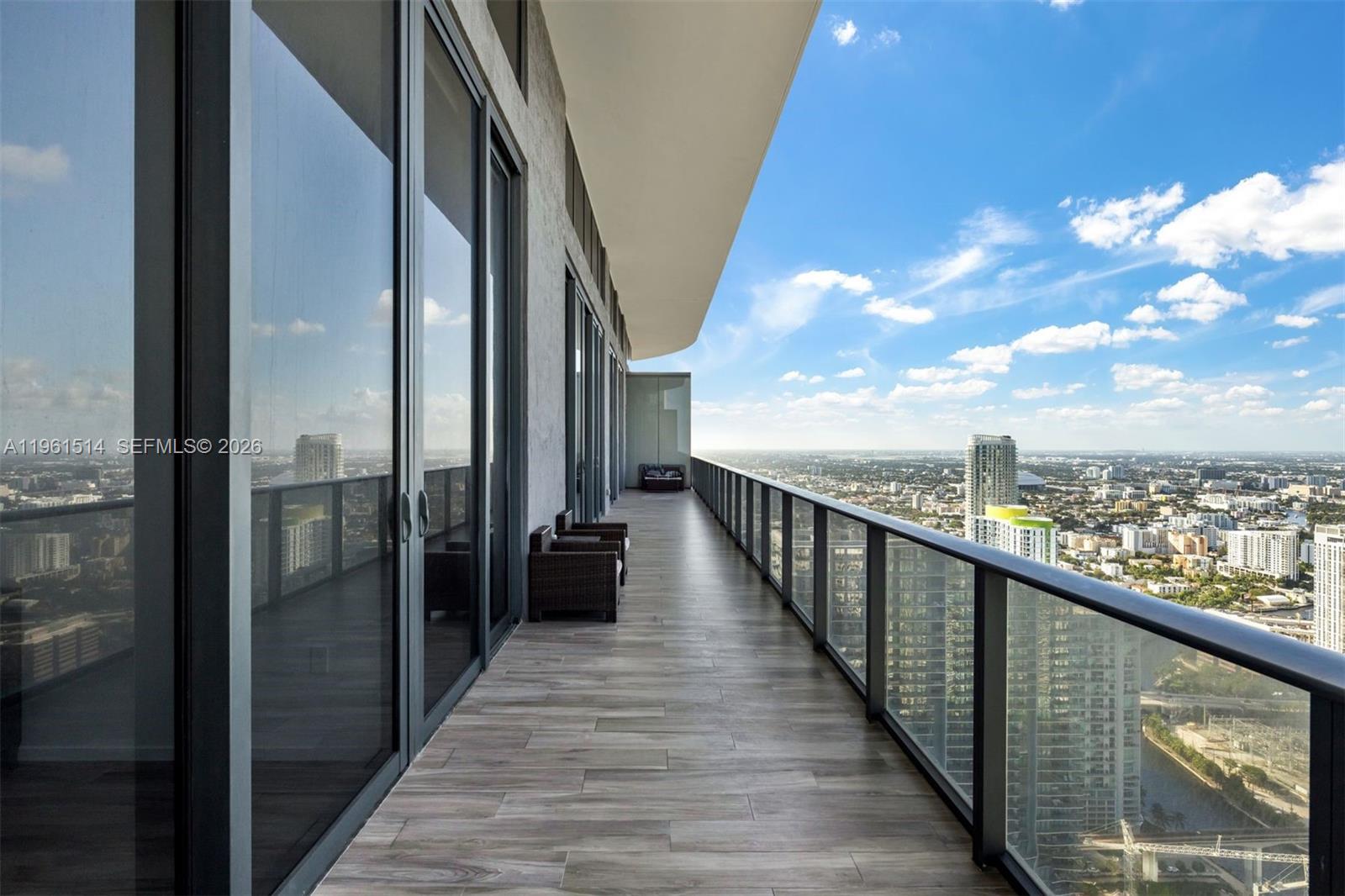 801 S Miami Ave #5804, Miami FL 33130