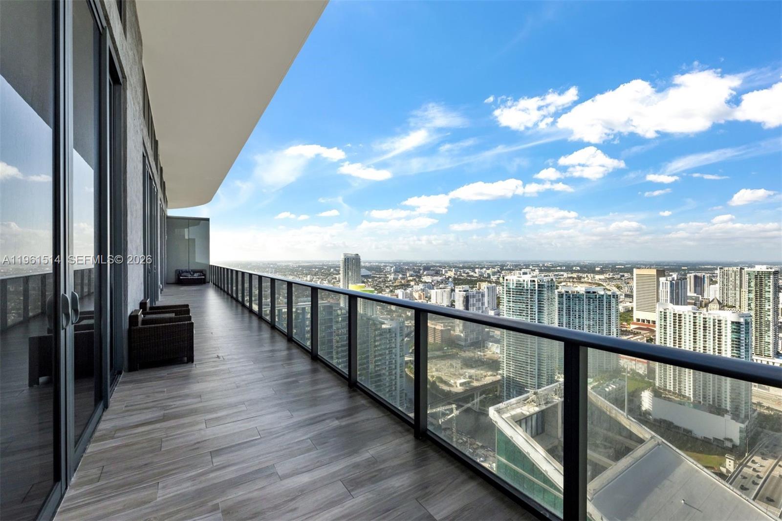 801 S Miami Ave #5804, Miami FL 33130