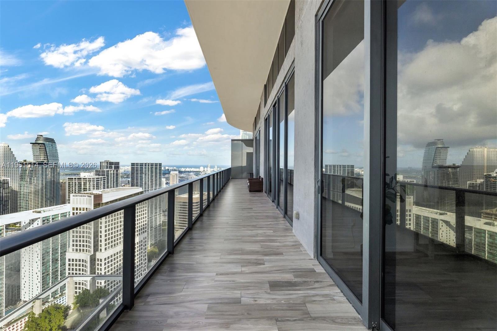 801 S Miami Ave #5804, Miami FL 33130