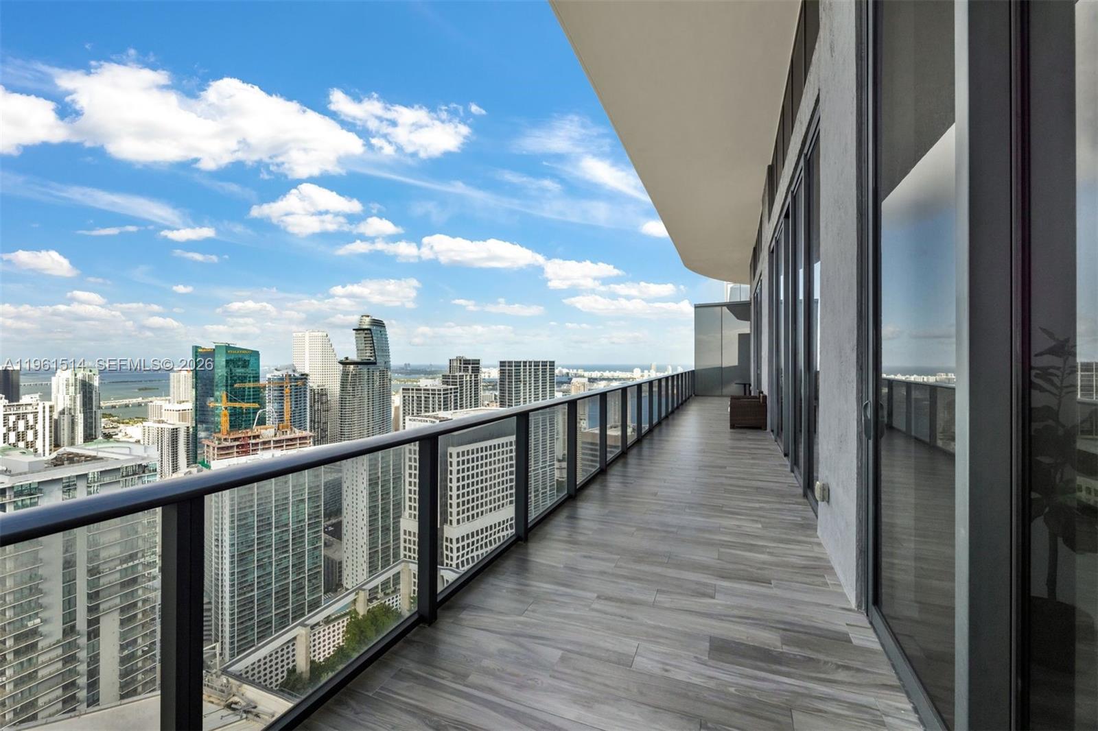 801 S Miami Ave #5804, Miami FL 33130