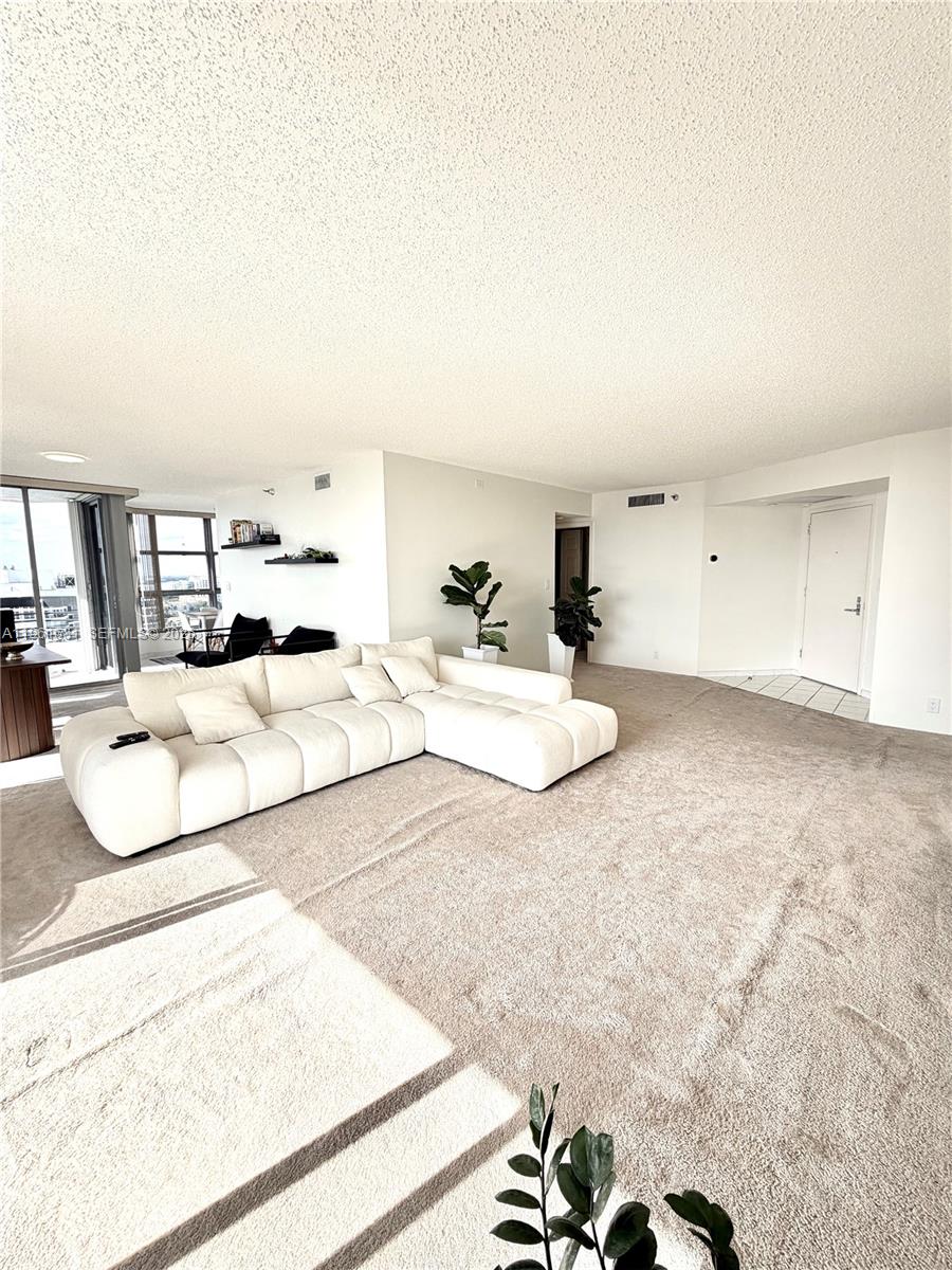 3530 Mystic Pointe Dr #2605, Aventura FL 33180