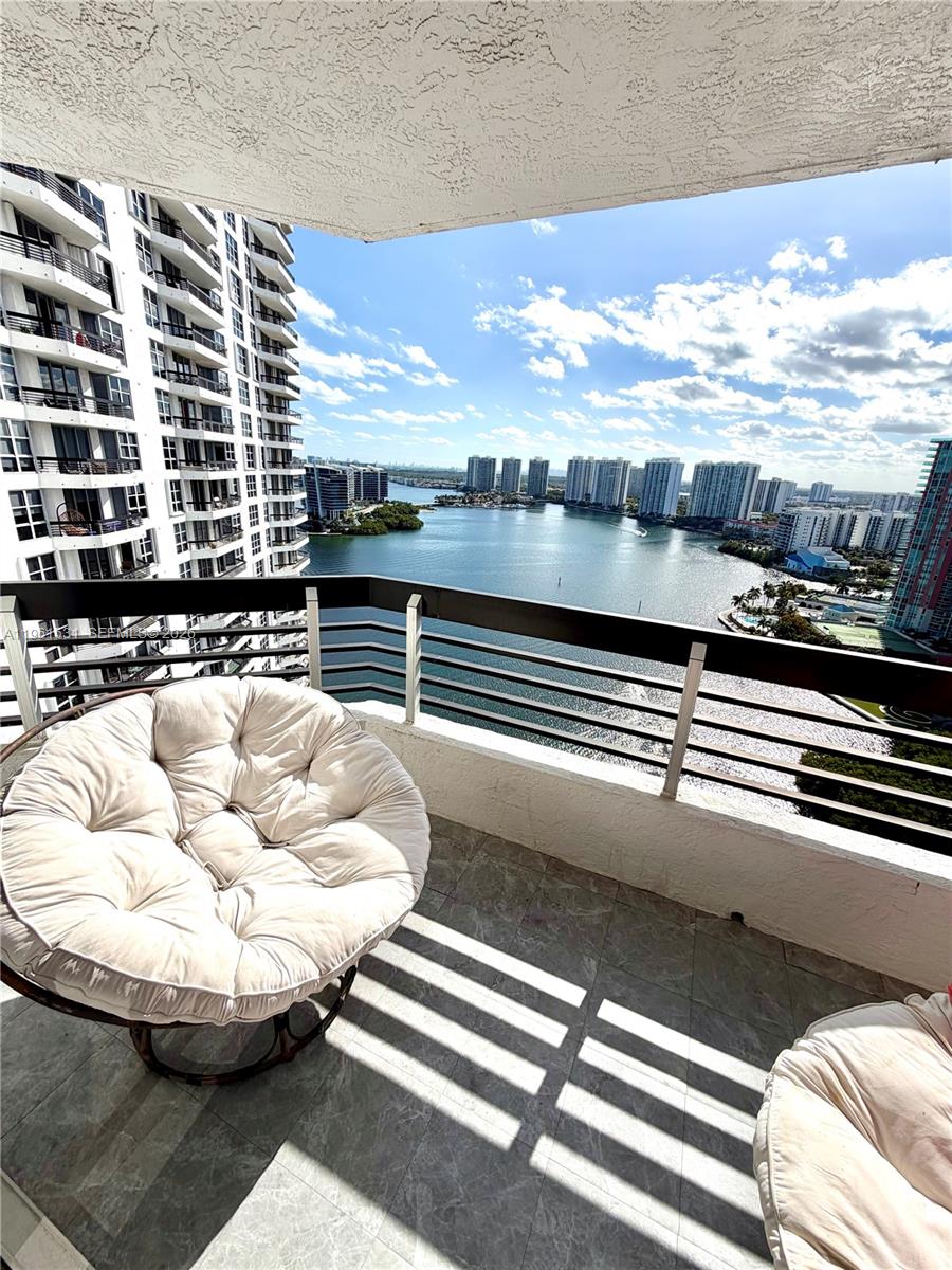 3530 Mystic Pointe Dr #2605, Aventura FL 33180