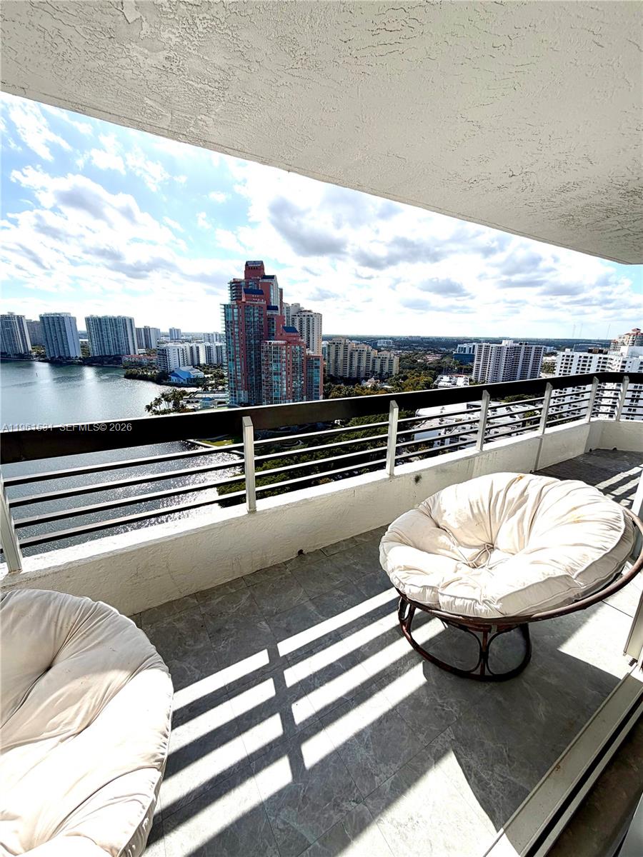 3530 Mystic Pointe Dr #2605, Aventura FL 33180