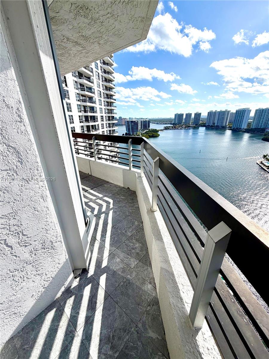 3530 Mystic Pointe Dr #2605, Aventura FL 33180