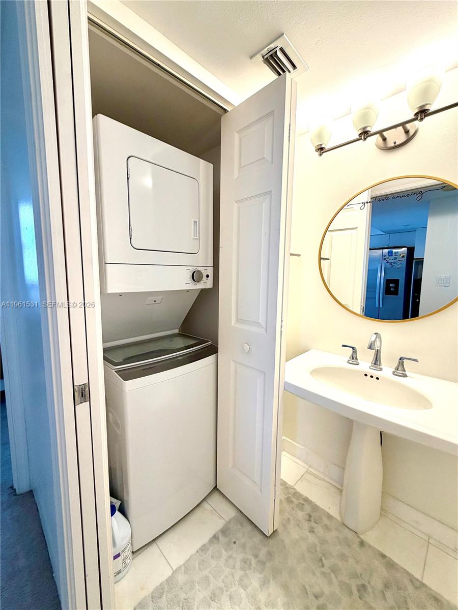 3530 Mystic Pointe Dr #2605, Aventura FL 33180