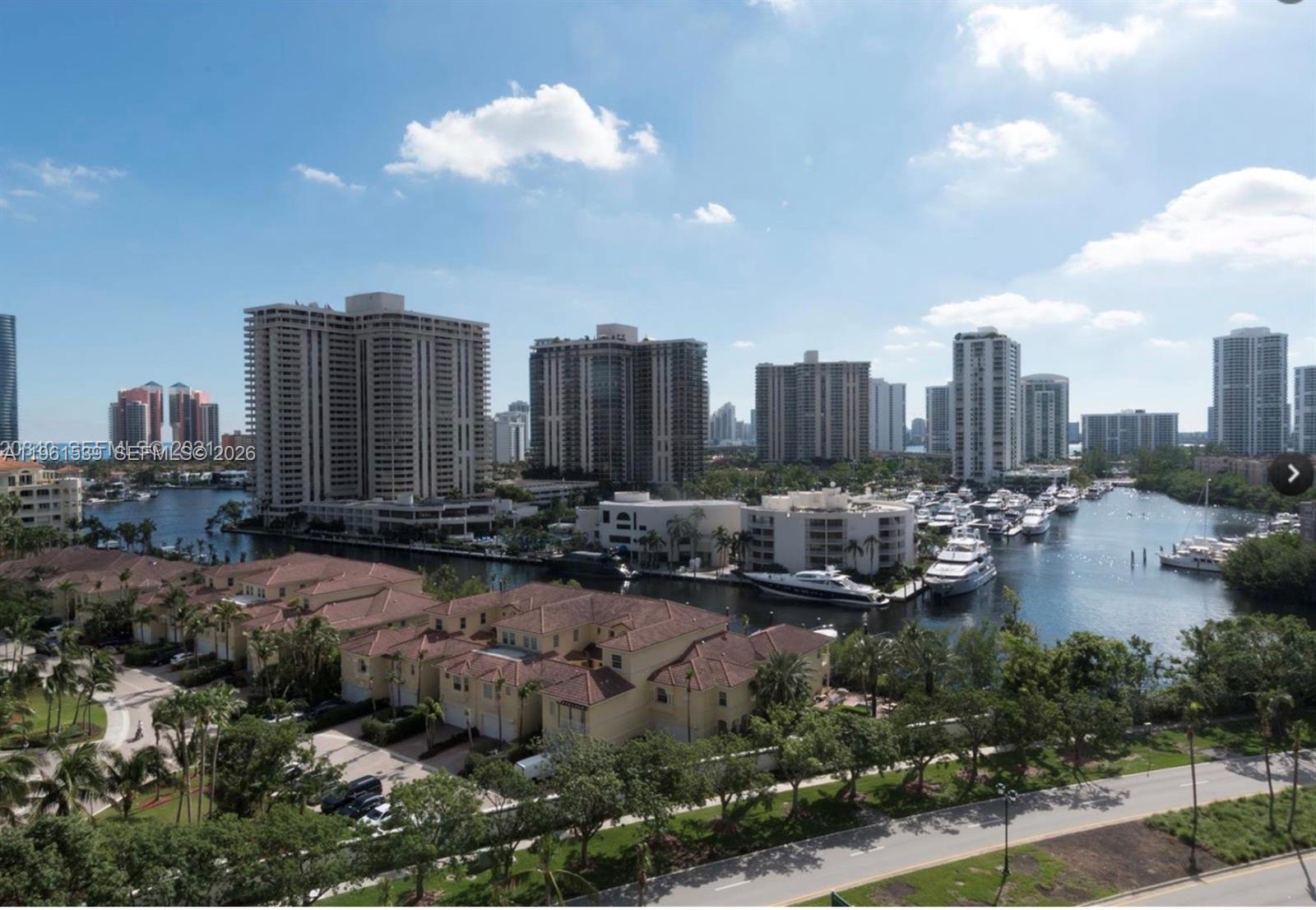 19900 E Country Club Dr #TS20, Aventura FL 33180