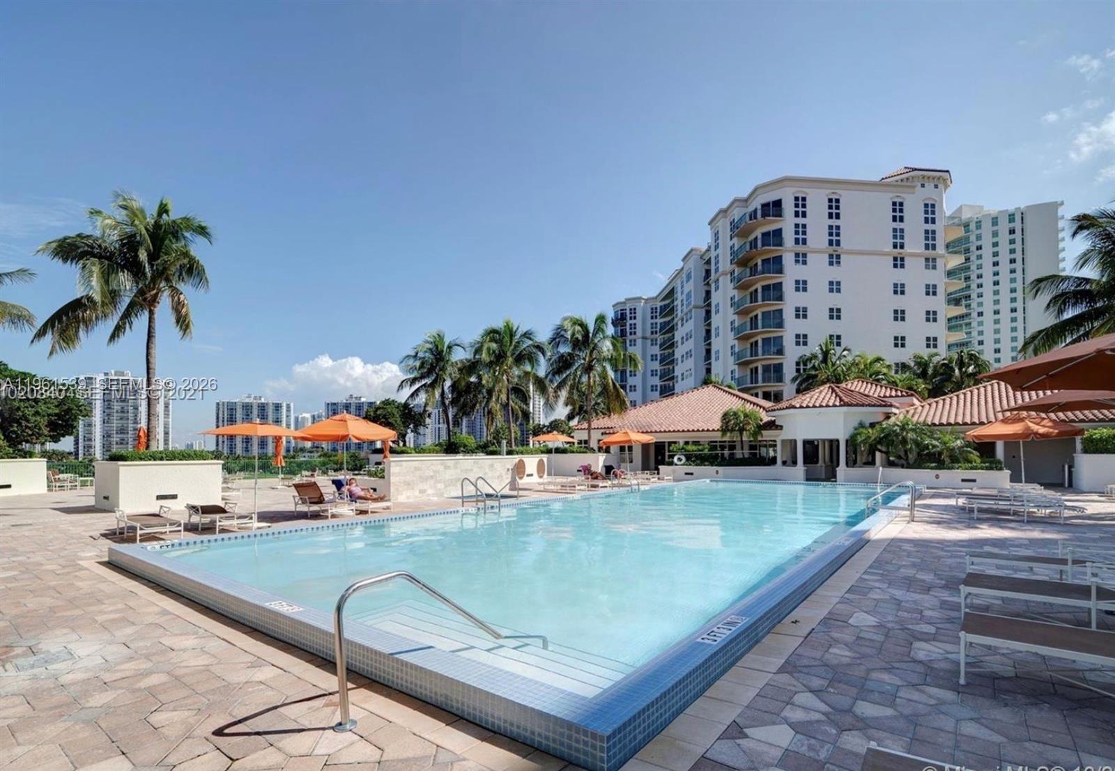 19900 E Country Club Dr #TS20, Aventura FL 33180