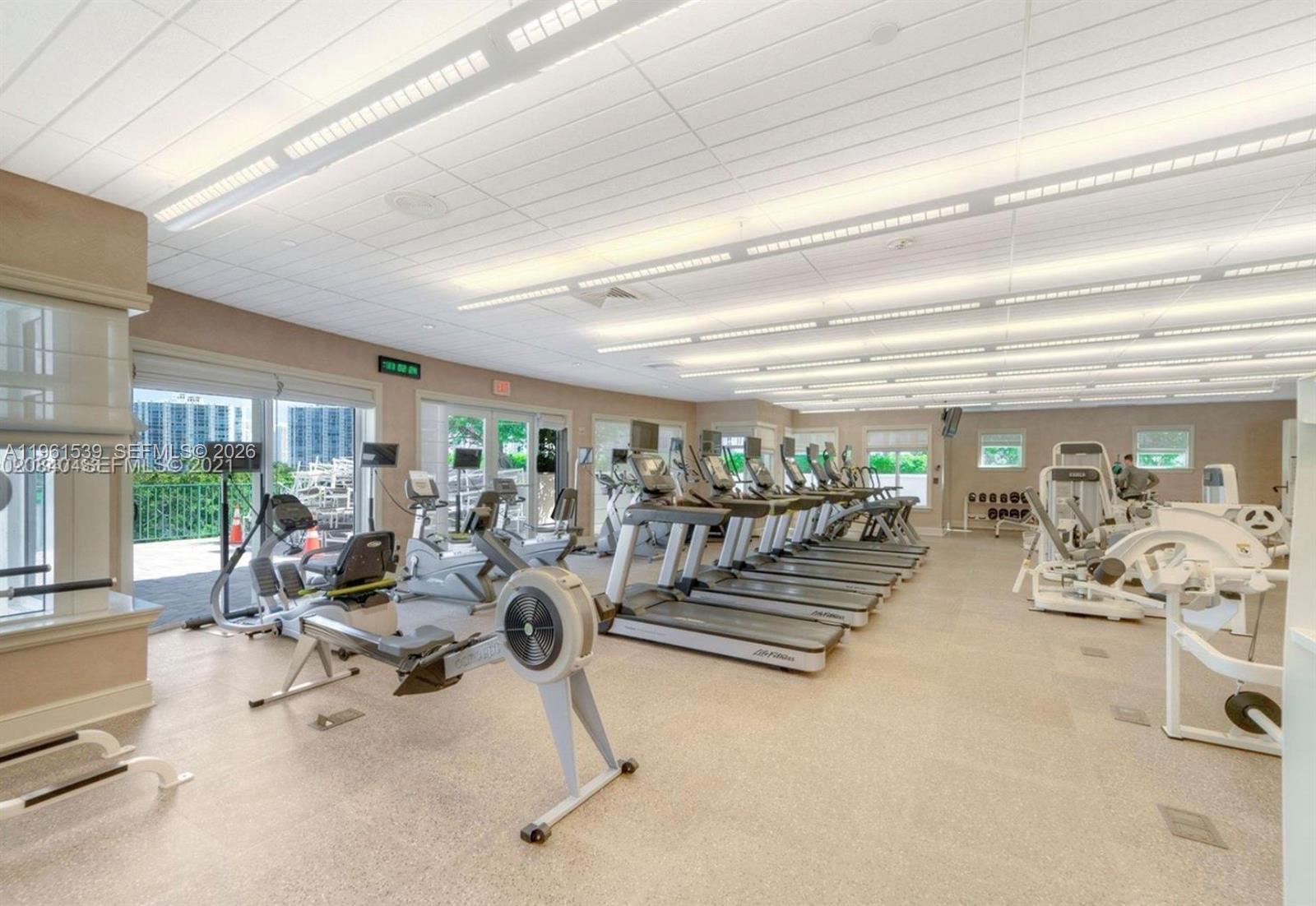 19900 E Country Club Dr #TS20, Aventura FL 33180