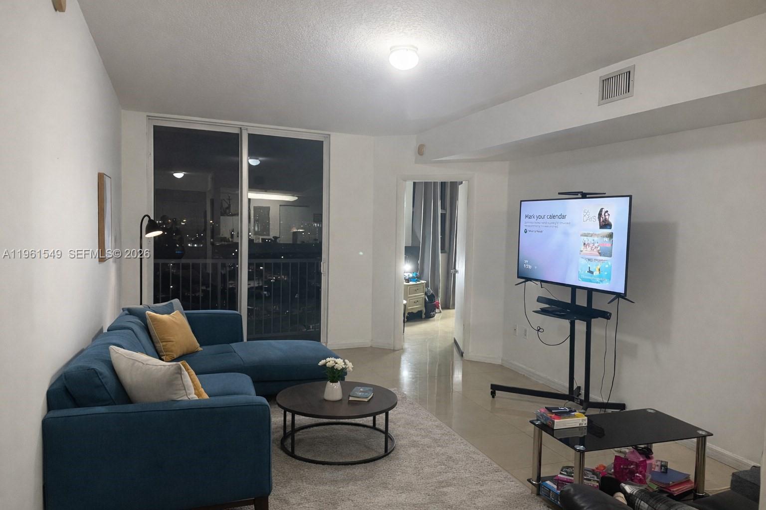 1 Glen Royal Pkwy #1404, Miami FL 33125