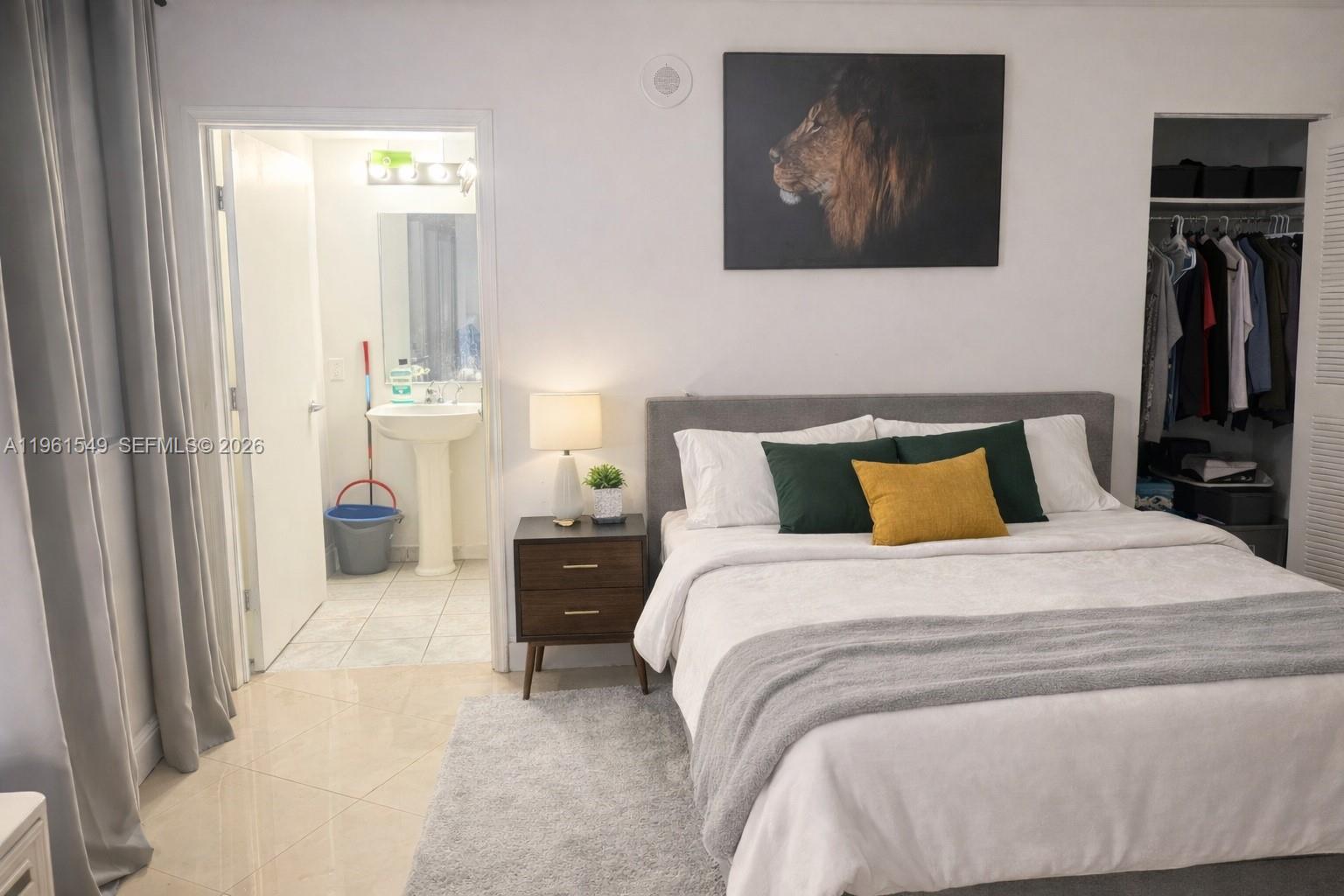 1 Glen Royal Pkwy #1404, Miami FL 33125